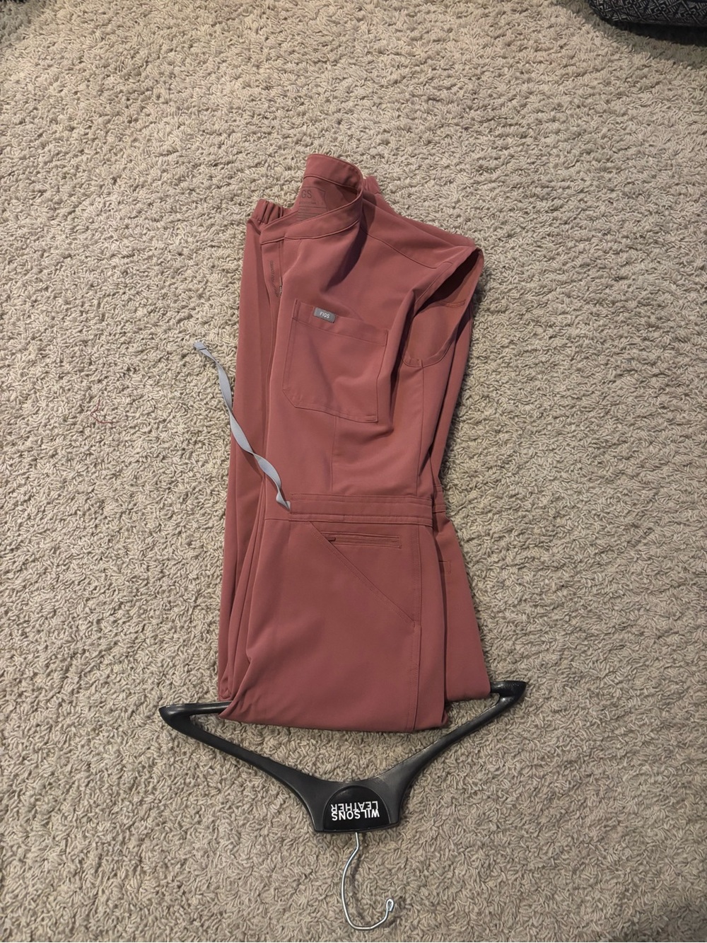 Mauve Scrub Jumpsuit with Chest Pocket. Size small regular. Only worn once.